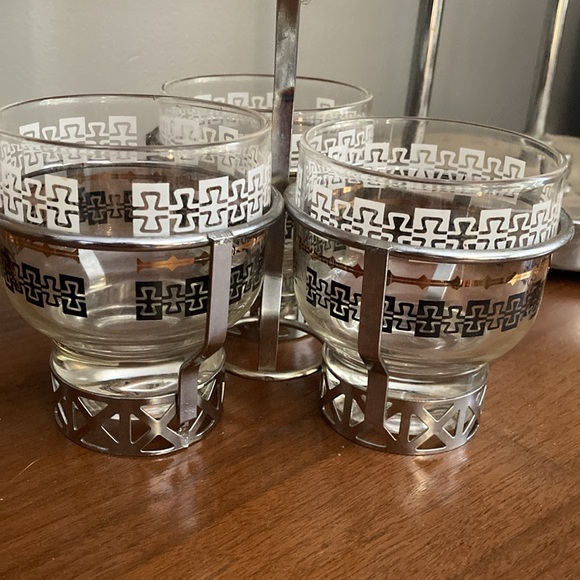 MCM serving caddy - Picture 4 of 5